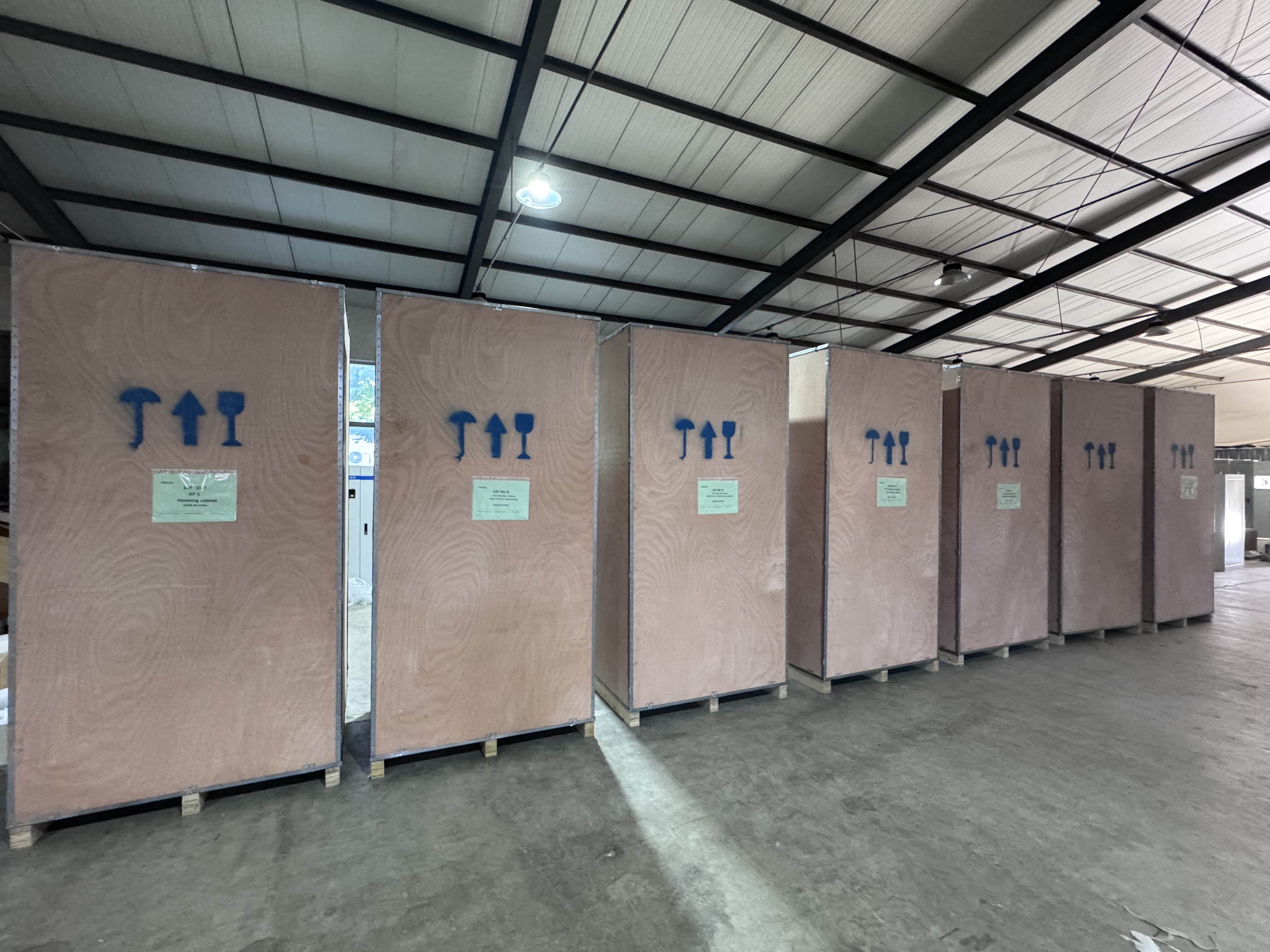Factory packing before shipment